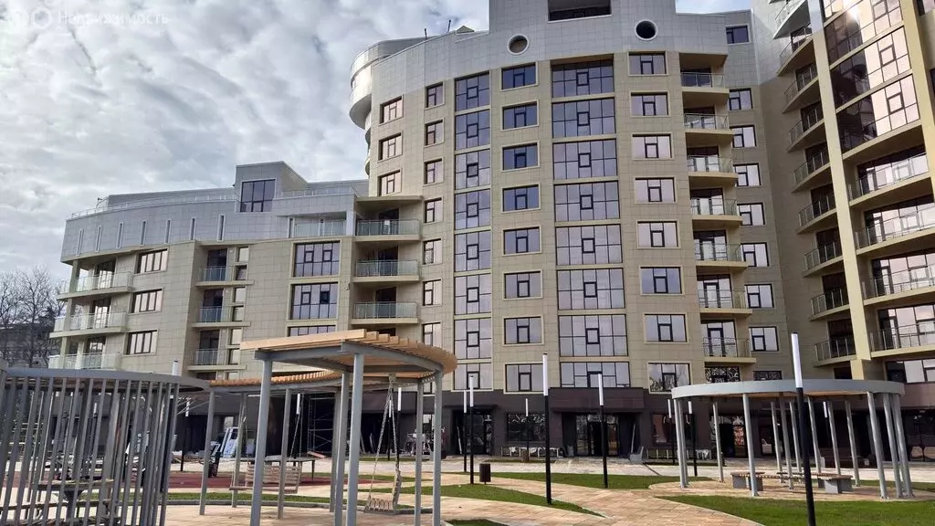 Квартира-студия: Алушта, улица Ленина, 37 (51 м) - Фото 1