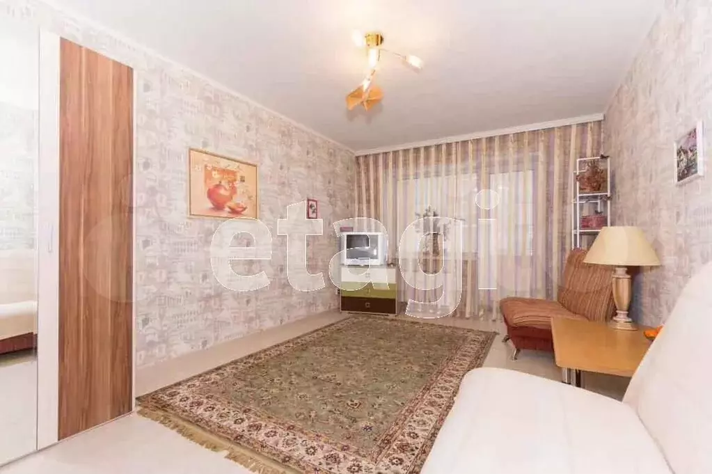 1-к. квартира, 42 м, 2/7 эт. - Фото 1