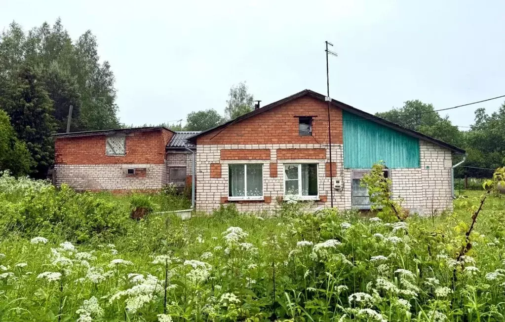 3-к кв. Новгородская область, Валдайский район, Костковское с/пос, д. ... - Фото 0