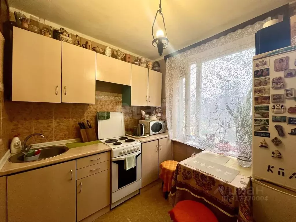 3-к кв. Москва ул. Генерала Белова, 19К1 (49.1 м) - Фото 0