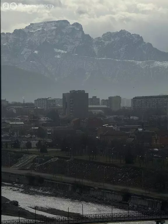 4-комнатная квартира: Владикавказ, Курская улица, 1Д (228 м) - Фото 2