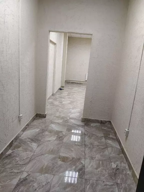 Помещение свободного назначения в Краснодарский край, Горячий Ключ ул. ... - Фото 2