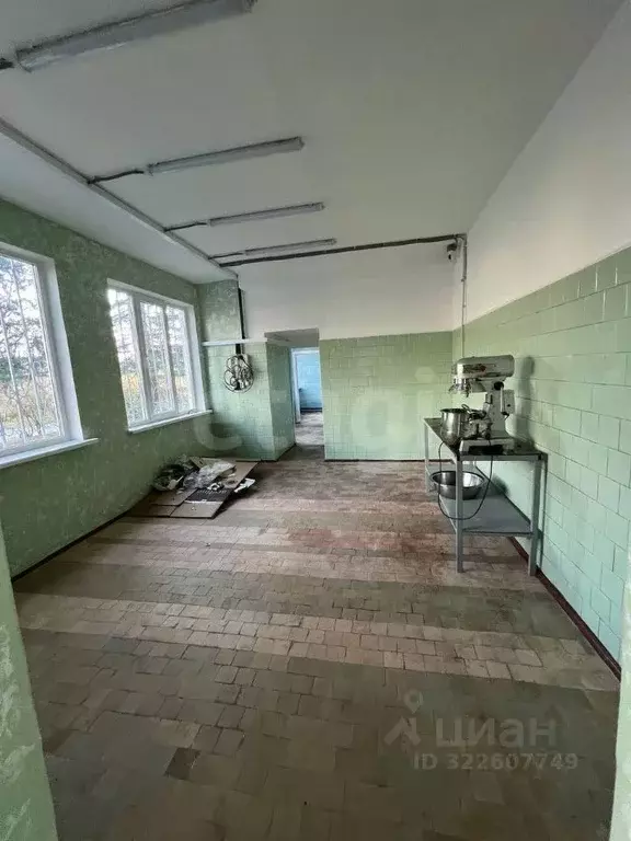 Помещение свободного назначения в Крым, Ялта ш. Южнобережное, 43А (212 ... - Фото 1