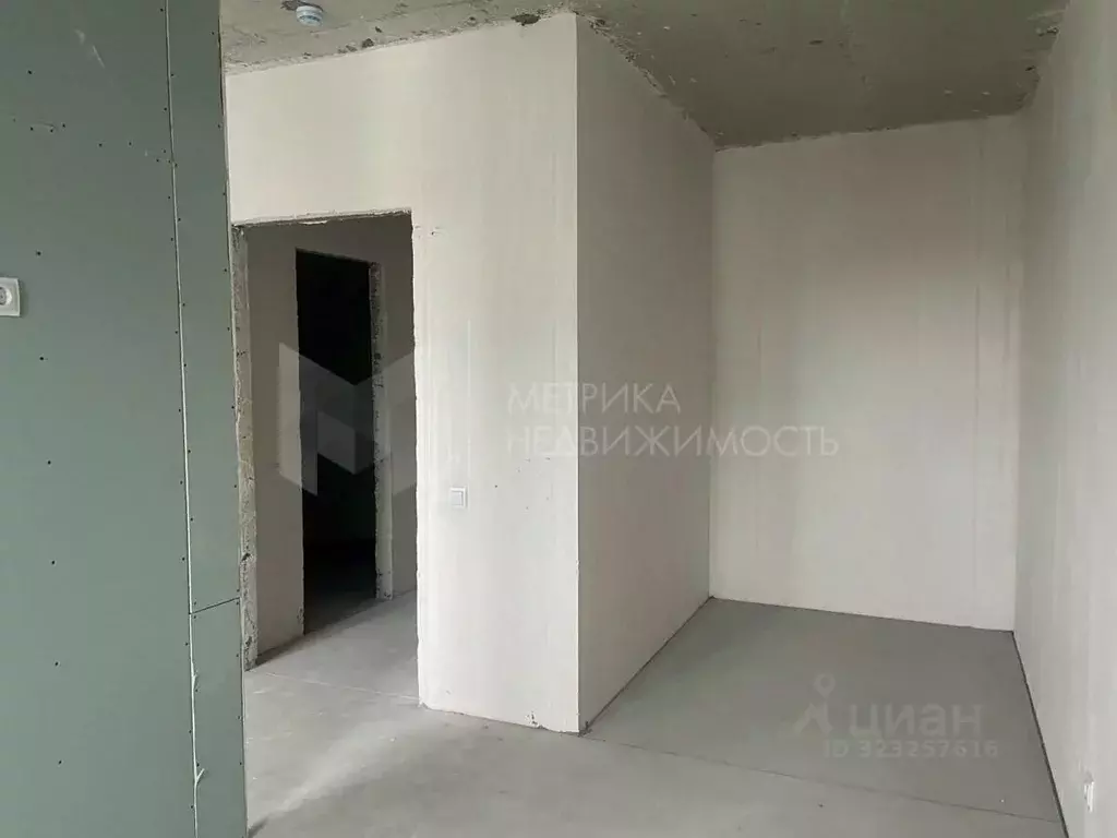 Студия Тюменская область, Тюменский муниципальный округ, д. Патрушева ... - Фото 0