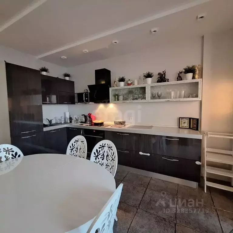 2-к кв. Курганская область, Курган ул. Гоголя, 109 (70.7 м) - Фото 1