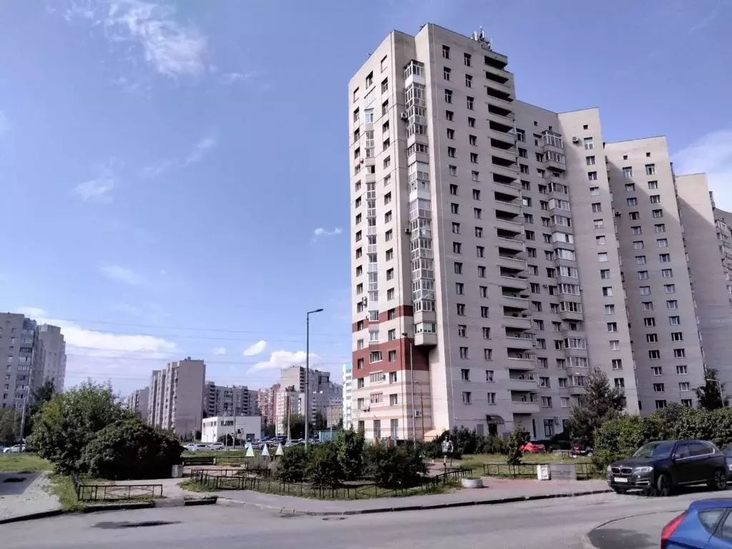 2-к кв. Санкт-Петербург Гаккелевская ул., 33к1 (83.0 м) - Фото 0