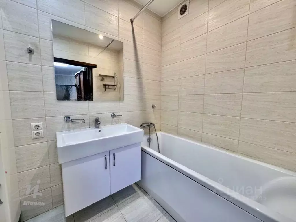 3-к кв. Алтайский край, Барнаул ул. Попова, 113 (97.2 м) - Фото 2