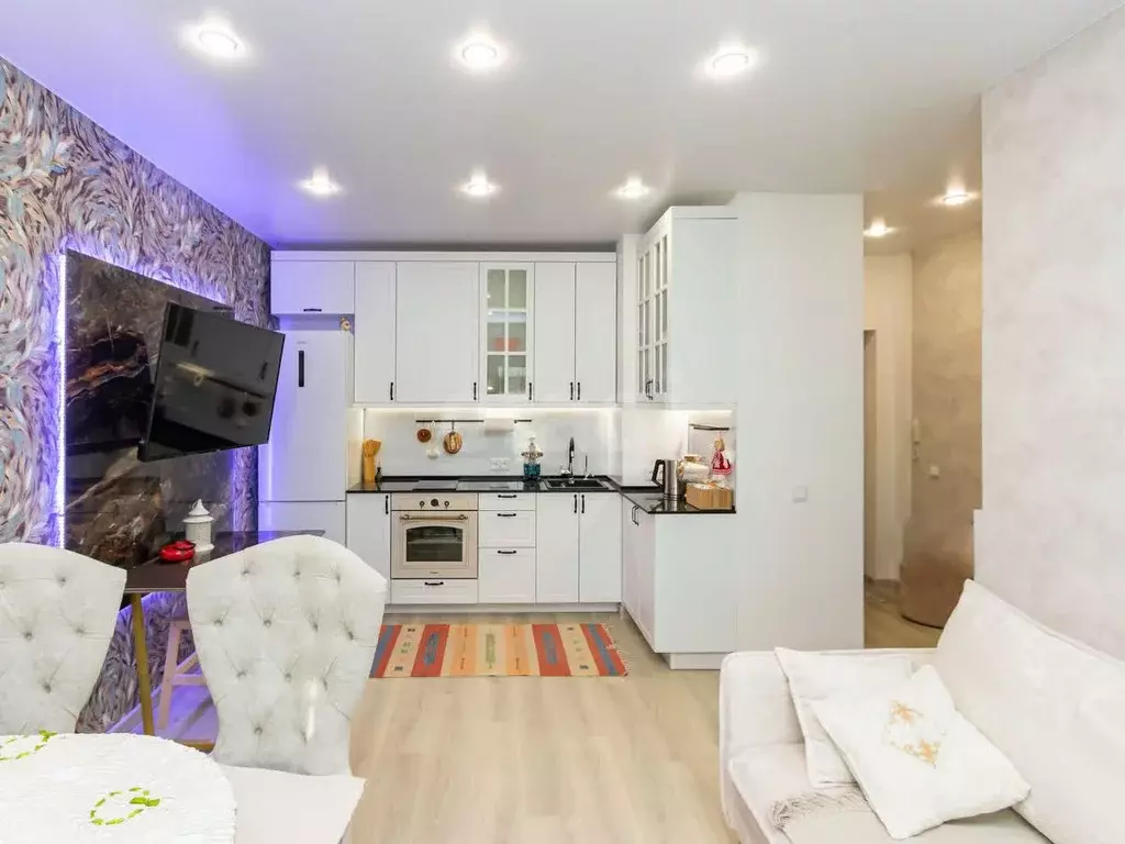 Студия Тюменская область, Тюмень ул. Павла Шарова, 40 (26.0 м) - Фото 1