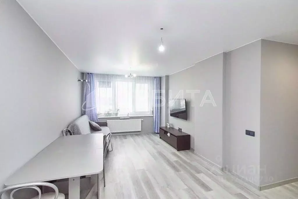 2-к кв. Тюменская область, Тюмень ул. Лесопарковая, 1к1 (67.5 м) - Фото 2