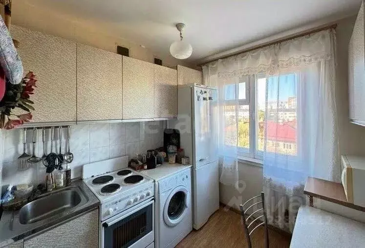 2-к кв. Тюменская область, Тюмень ул. Энергетиков, 51А (48.4 м) - Фото 0