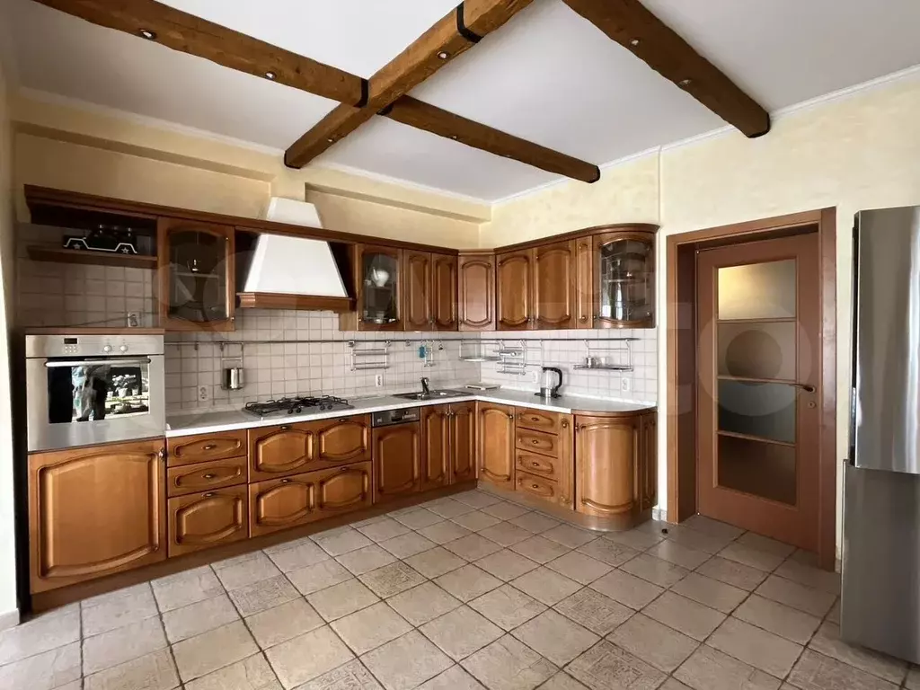 4-к. квартира, 140 м, 4/5 эт. - Фото 0