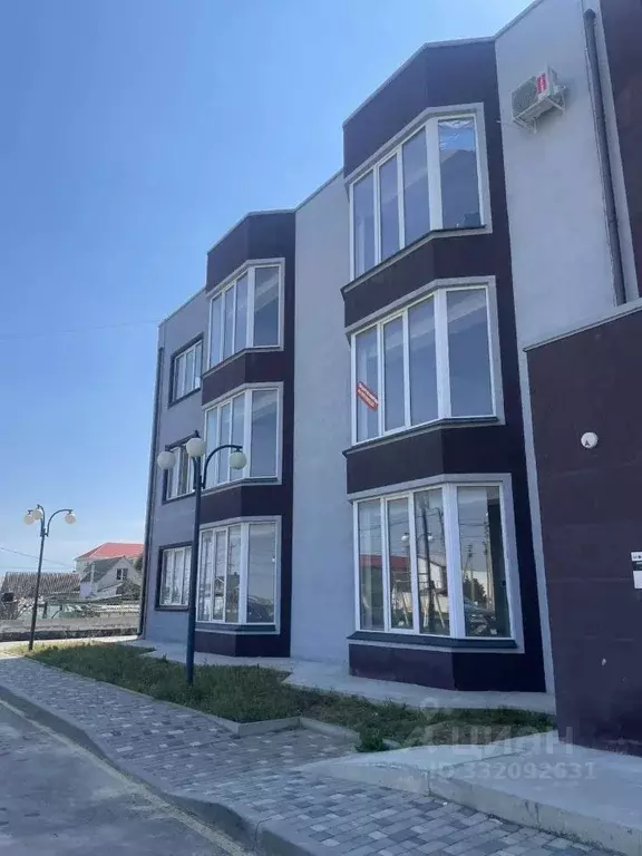 1-к кв. Крым, Сакский район, с. Штормовое ул. 60 лет Октября, 20 (35.0 ... - Фото 1