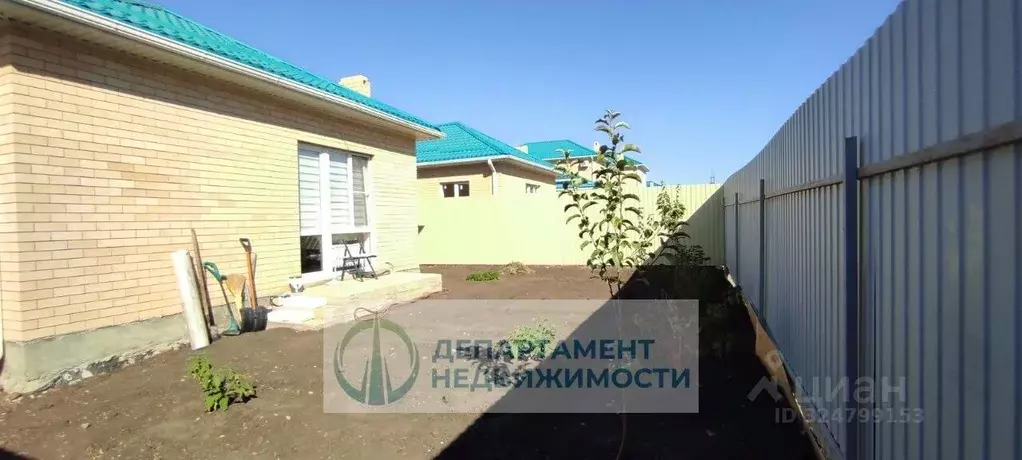 Дом в Краснодарский край, Краснодар ул. Имени Кронида Обойщикова, 63 ... - Фото 1