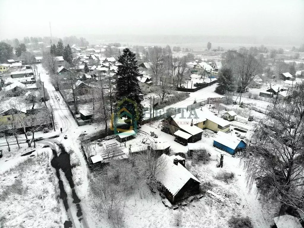 Участок в Ленинградская область, Выборгский район, Рощинское городское ... - Фото 1
