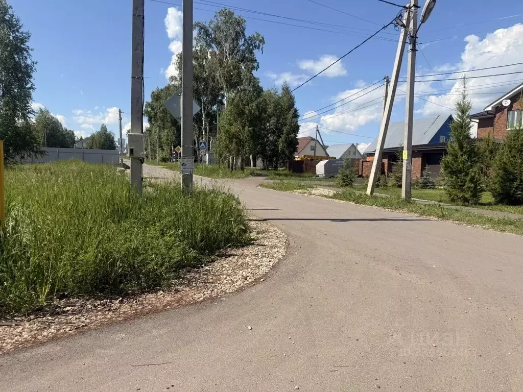 Участок в Татарстан, Лаишевский район, с. Сокуры ул. Яблоневая (8.2 ... - Фото 2