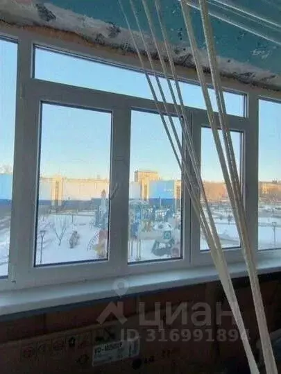 1-к кв. Белгородская область, Старый Оскол Молодогвардеец мкр, 11 ... - Фото 0