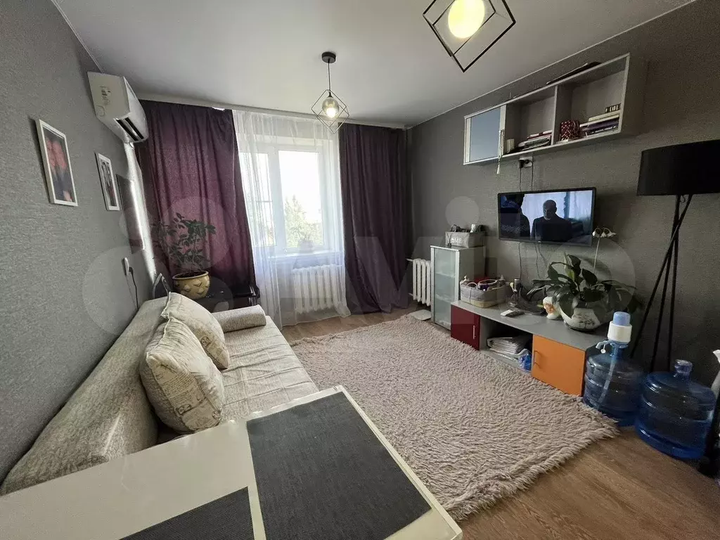 Комната 17,3 м в 4-к., 4/9 эт. - Фото 0