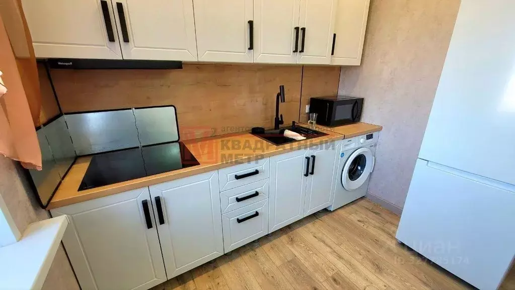 2-к кв. Белгородская область, Старый Оскол Центральный мкр, 4А (51.0 ... - Фото 2