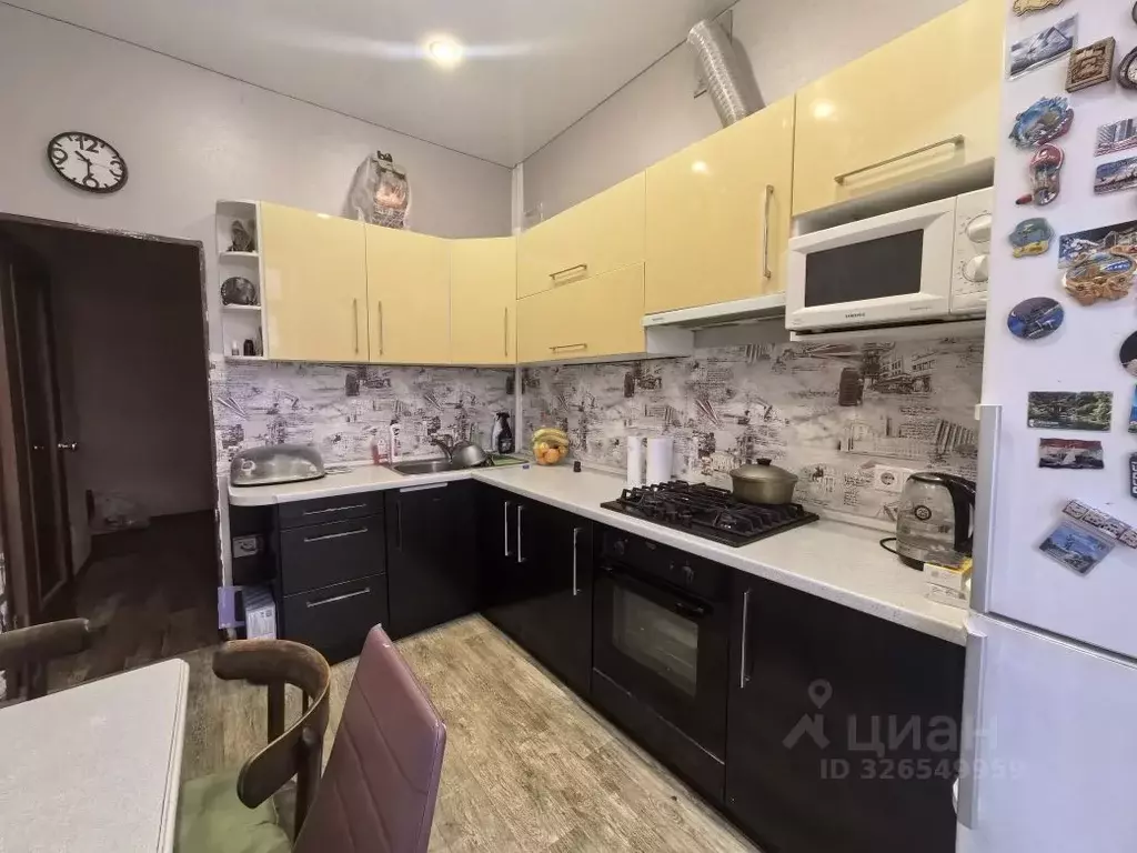 2-к кв. Самарская область, Самара ул. Победы, 1 (63.0 м) - Фото 2