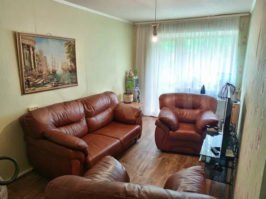 3-к. квартира, 55,8 м, 2/2 эт. - Фото 1