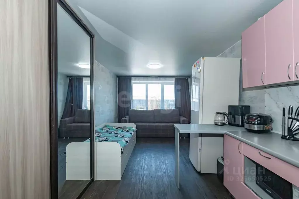 Комната Омская область, Омск Городок Нефтяников мкр, ул. ... - Фото 0