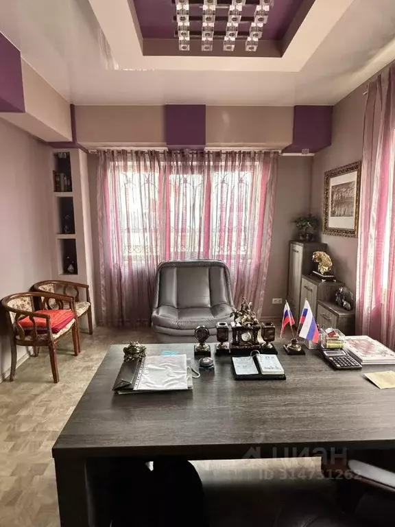 Дом в Крым, Симферополь ул. Генуэзская (330 м) - Фото 1