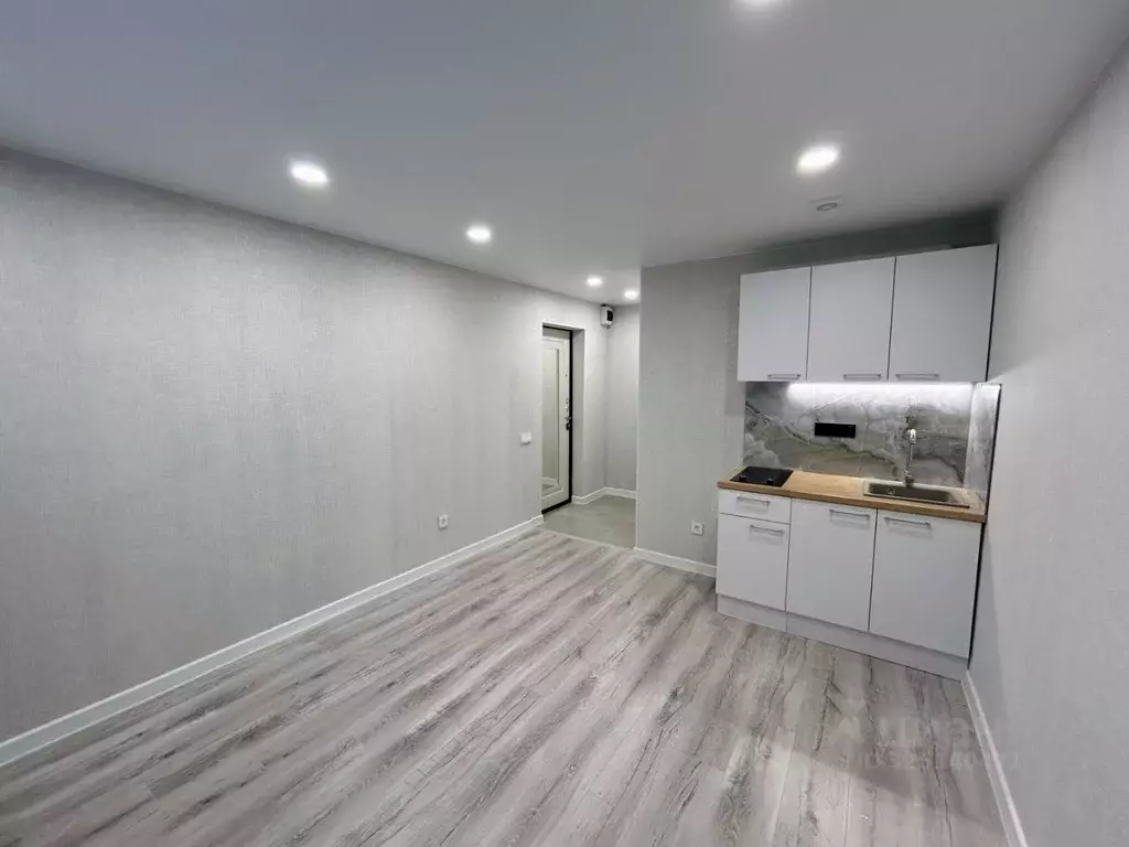 Студия Пермский край, Пермь Серебрянский проезд, 15 (18.0 м) - Фото 1