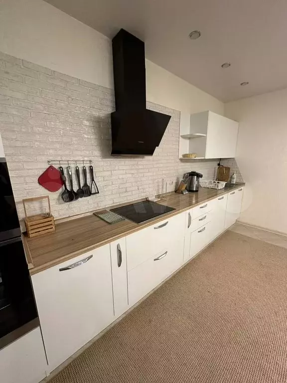 3-к. квартира, 90 м, 15/18 эт. - Фото 0