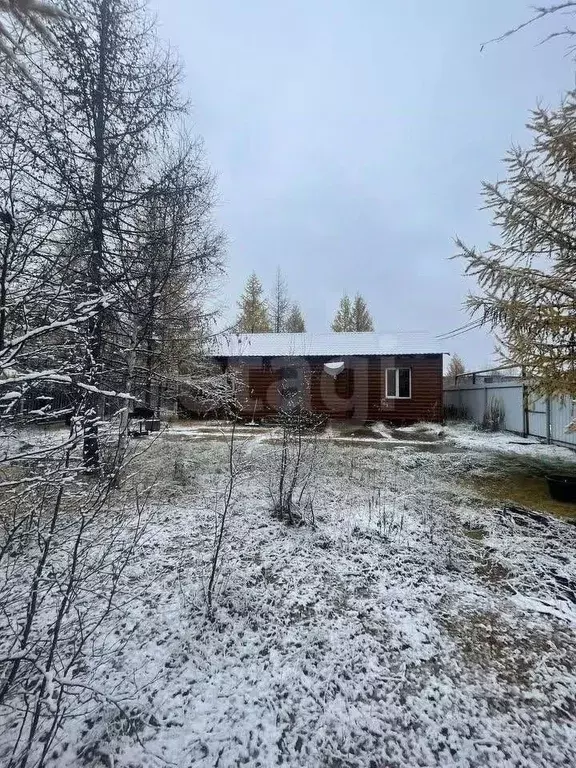 Дом в Ямало-Ненецкий АО, Новый Уренгой Озерное ДНТ, ул. 4-я Озерная, 4 ... - Фото 1