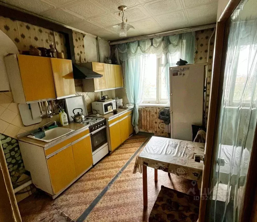 3-к кв. Волгоградская область, Волгоград Керамический мкр, ул. 2-я ... - Фото 0