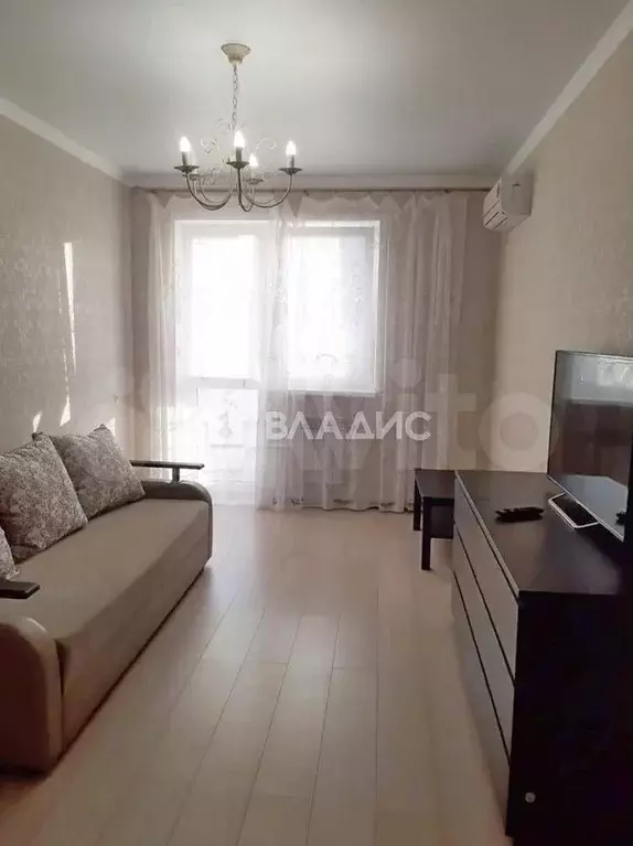 1-к. квартира, 42 м, 7/9 эт. - Фото 1
