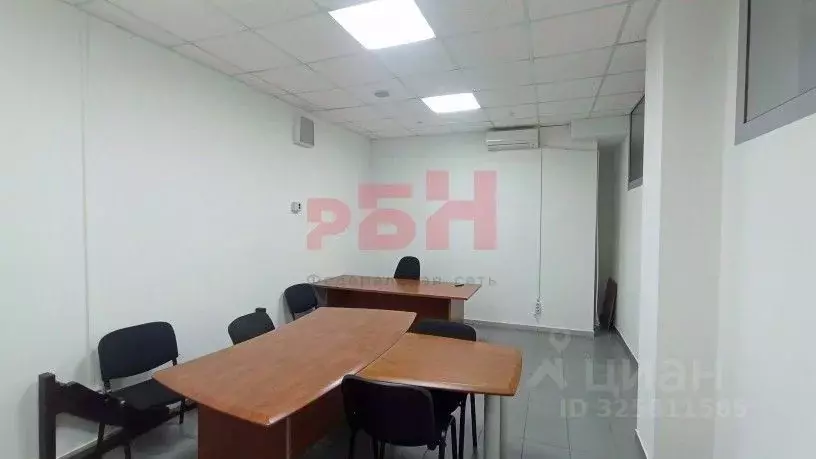 Офис в Самарская область, Самара ул. Водников, 26 (21 м) - Фото 0