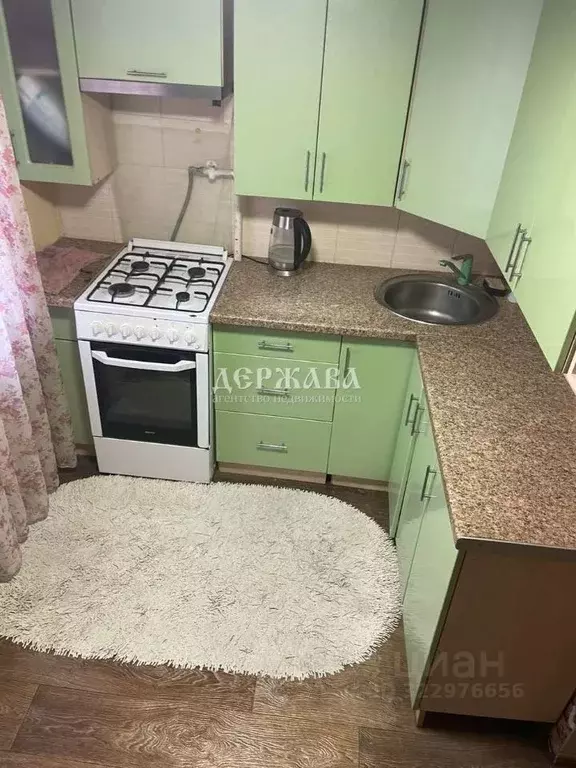 3-к кв. Белгородская область, Старый Оскол Приборостроитель мкр, 14 ... - Фото 0