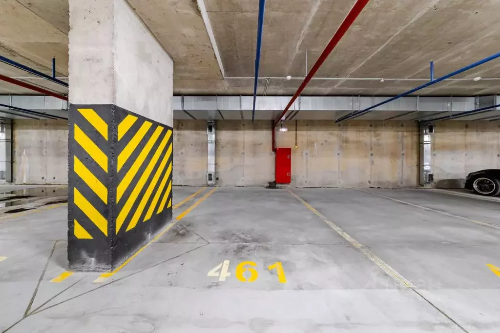 Гараж в Санкт-Петербург аллея Арцеуловская, 19 (13 м) - Фото 0