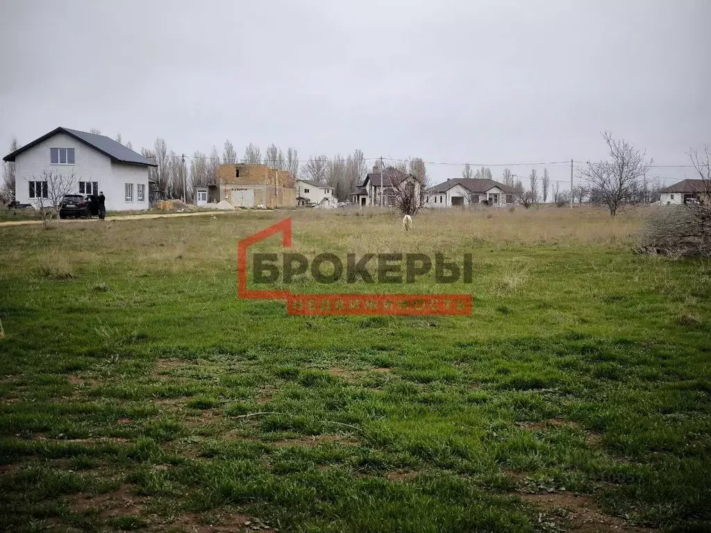 Участок в Крым, Сакский район, с. Фрунзе ул. Славянская, 14 (10.0 ... - Фото 0