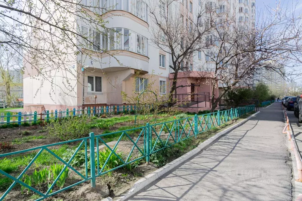 2-к кв. Курская область, Курск просп. Вячеслава Клыкова, 49 (56.2 м) - Фото 0