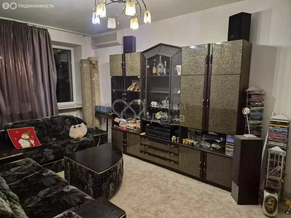 3-комнатная квартира: Волгоград, улица Елисеева, 8 (62.2 м) - Фото 1