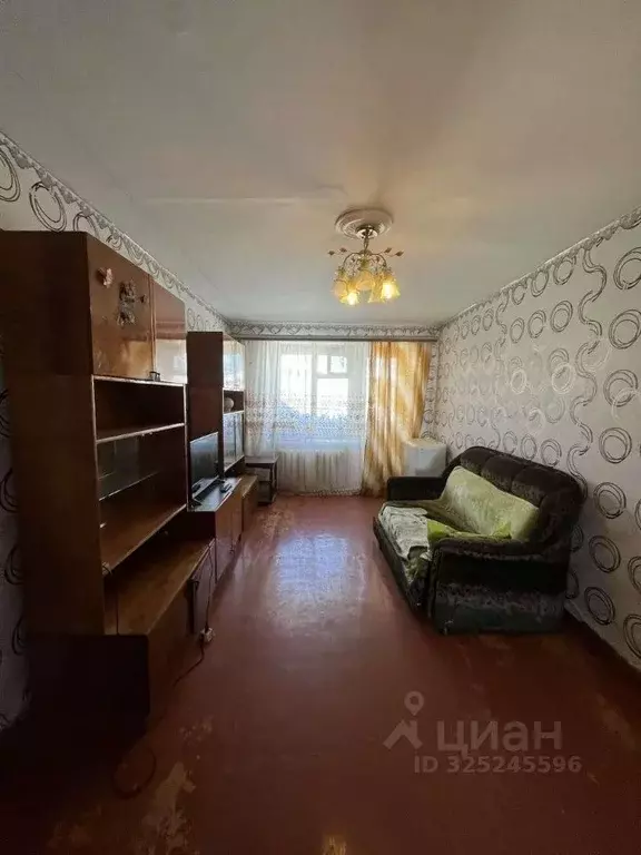 2-к кв. Хабаровский край, Николаевск-на-Амуре ул. Кантера, 28А (44.0 ... - Фото 1