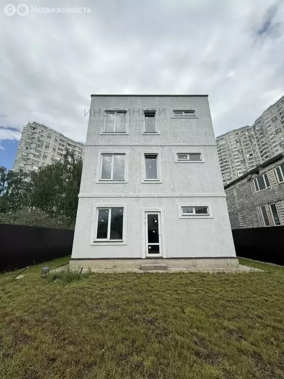 Дом в Московская область, Люберцы (326 м) - Фото 1