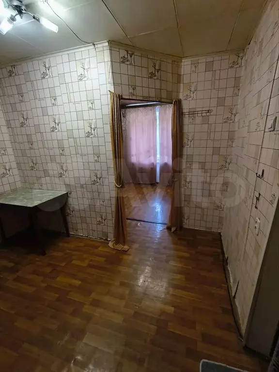 Комната 18 м в 1-к., 2/5 эт. - Фото 1