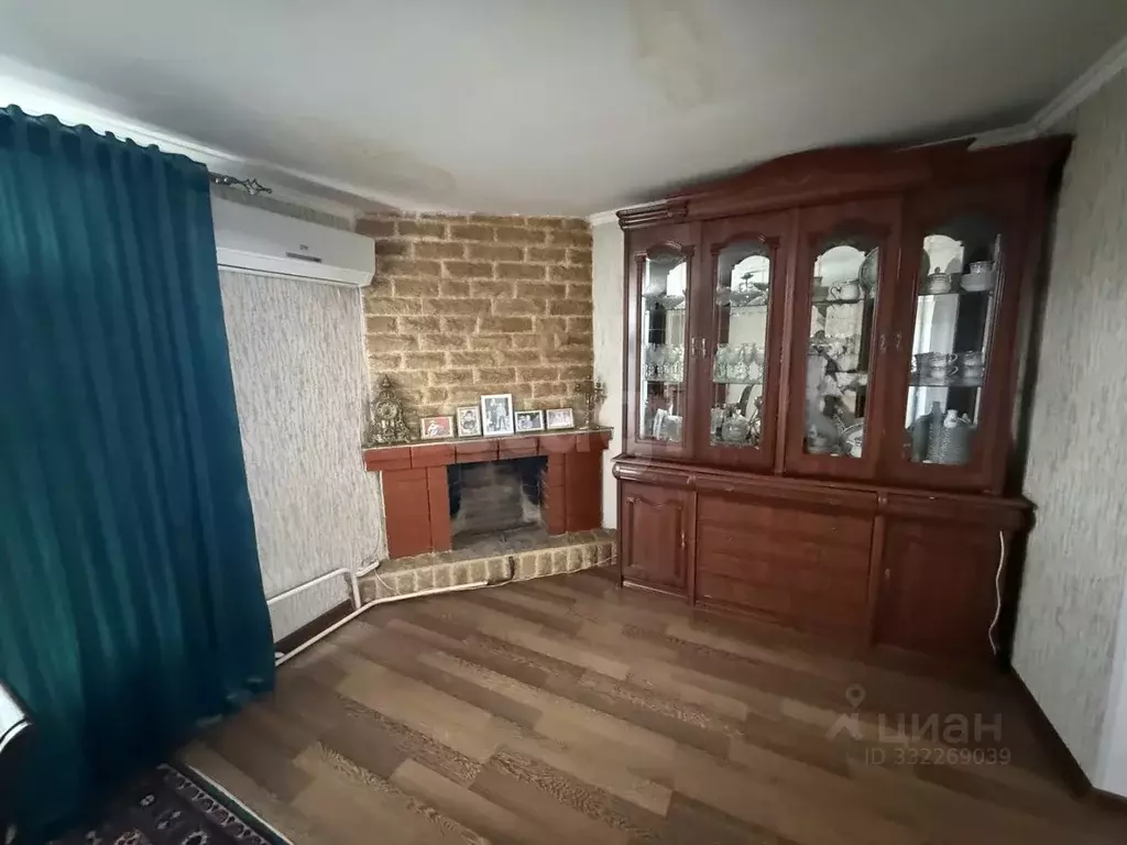 3-к кв. Дагестан, Махачкала ул. Ирчи Казака, 13 (100.0 м) - Фото 1