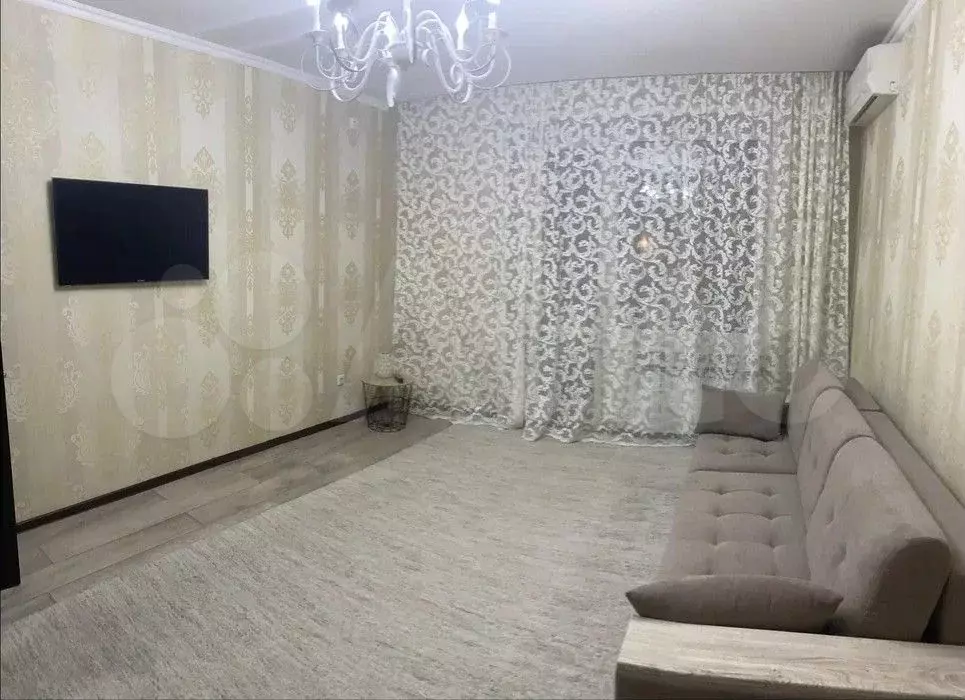 2-к. квартира, 43,5 м, 7/9 эт. - Фото 1