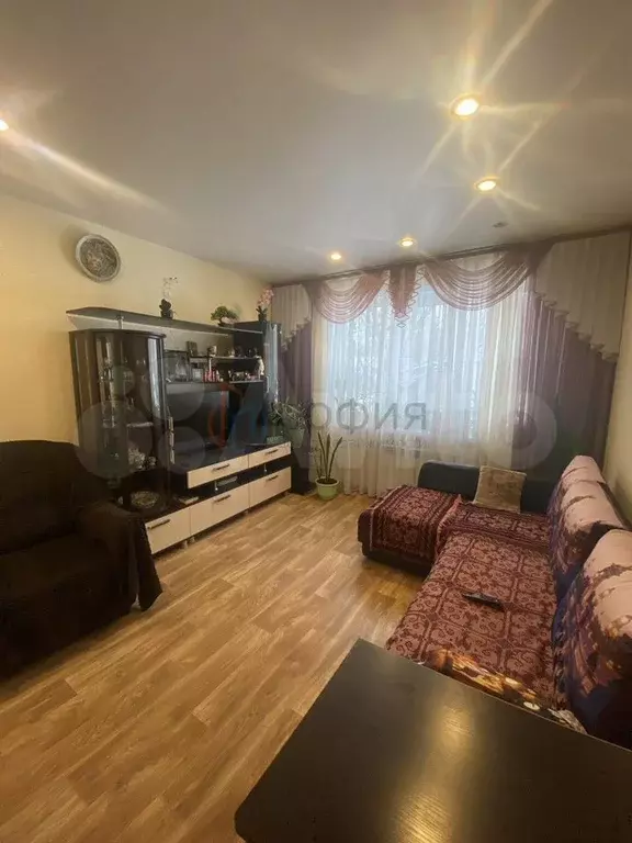 Комната 18,4 м в 3-к., 2/2 эт. - Фото 1