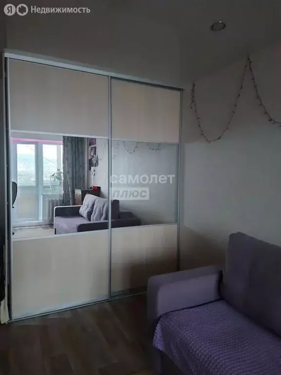 3-комнатная квартира: Златоуст, 1-я Нижне-Заводская улица, 33 (61 м) - Фото 2