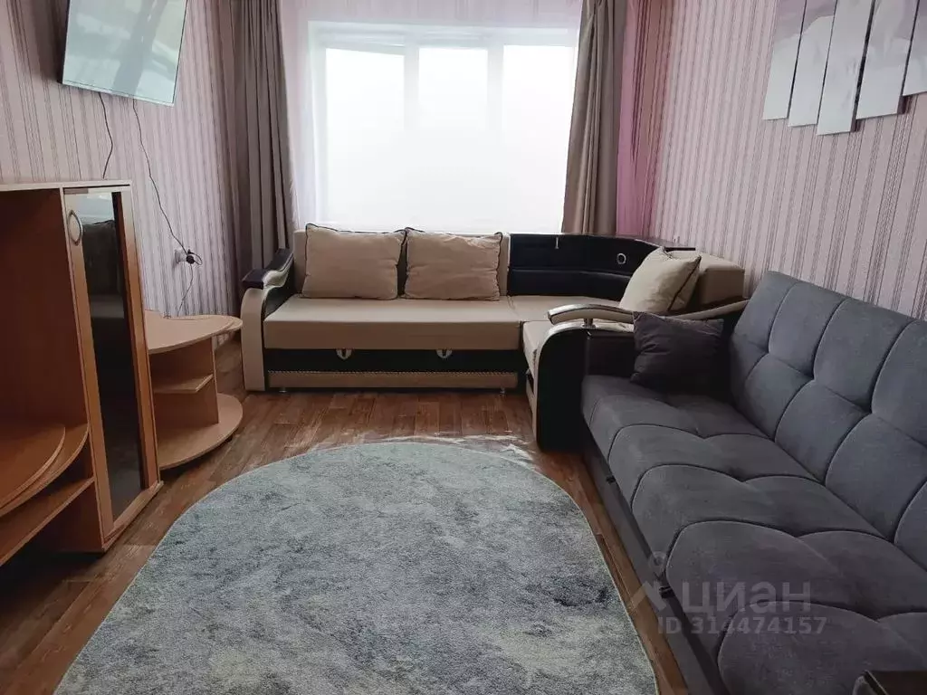 3-к кв. Тюменская область, Тобольск 7А мкр, 7А (70.0 м) - Фото 1