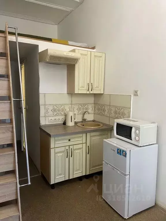 1-к кв. Санкт-Петербург ул. Александра Невского, 6 (18.0 м) - Фото 0
