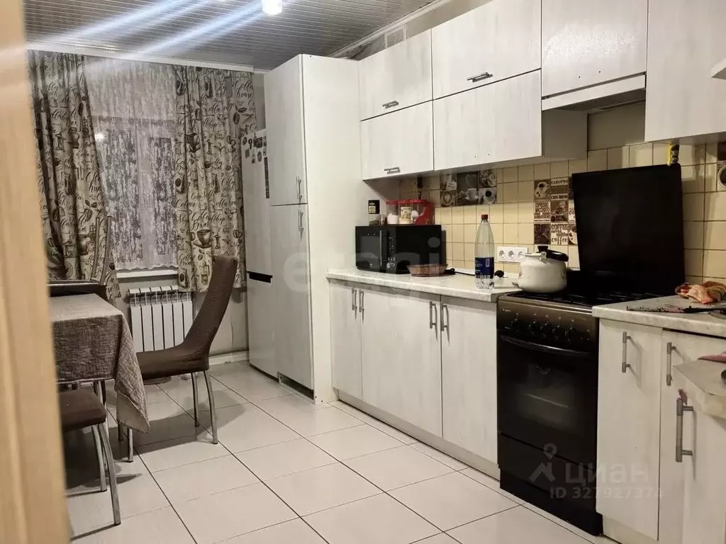 Дом в Белгородская область, Шебекинский муниципальный округ, с. ... - Фото 1