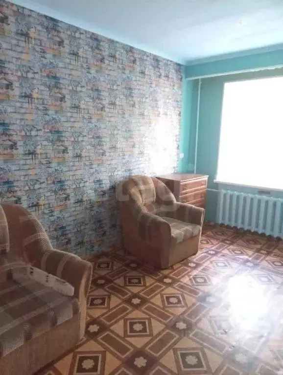 3-к кв. Оренбургская область, Оренбург Элеваторная ул., 9 (55.8 м) - Фото 0
