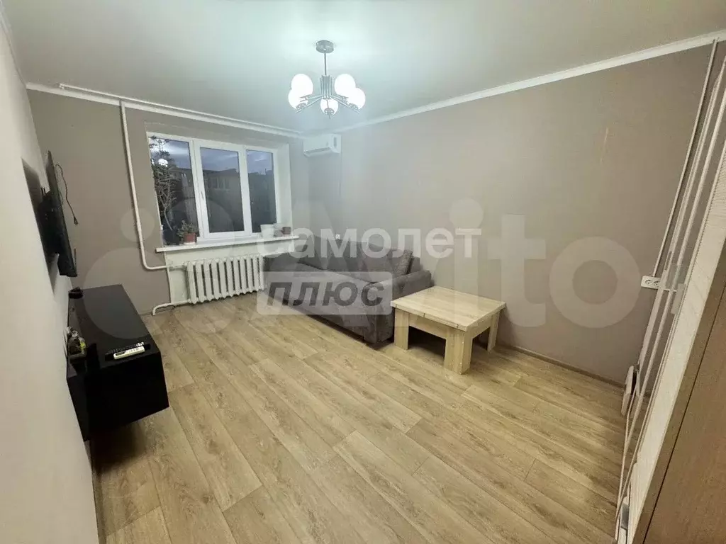 2-к. квартира, 43 м, 4/5 эт. - Фото 1