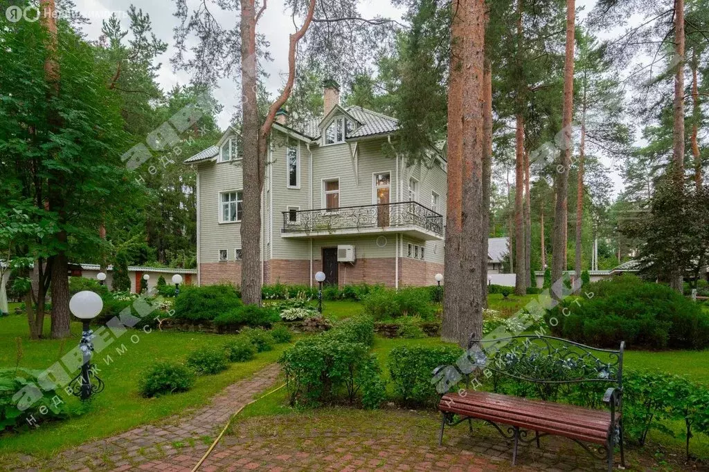 Дом в Всеволожск, улица Коммуны, 131 (285 м) - Фото 2